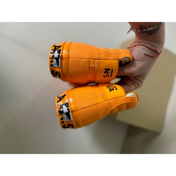 New In Box Vans OTW Sk8-Hi Clash the Wall SR. Studio LA. CA Orange 8 M 9.5 W - Picture 4 of 14